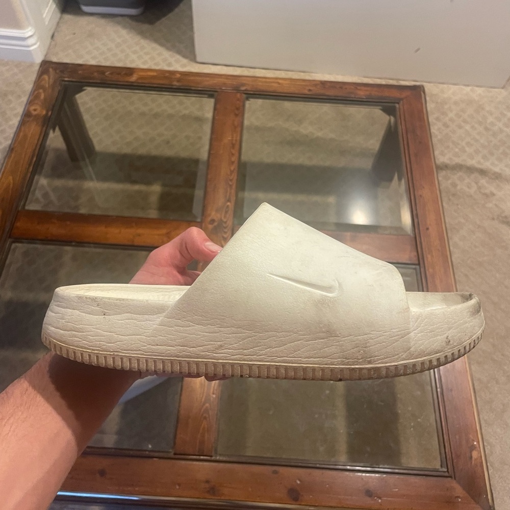 Nike Calm Slides